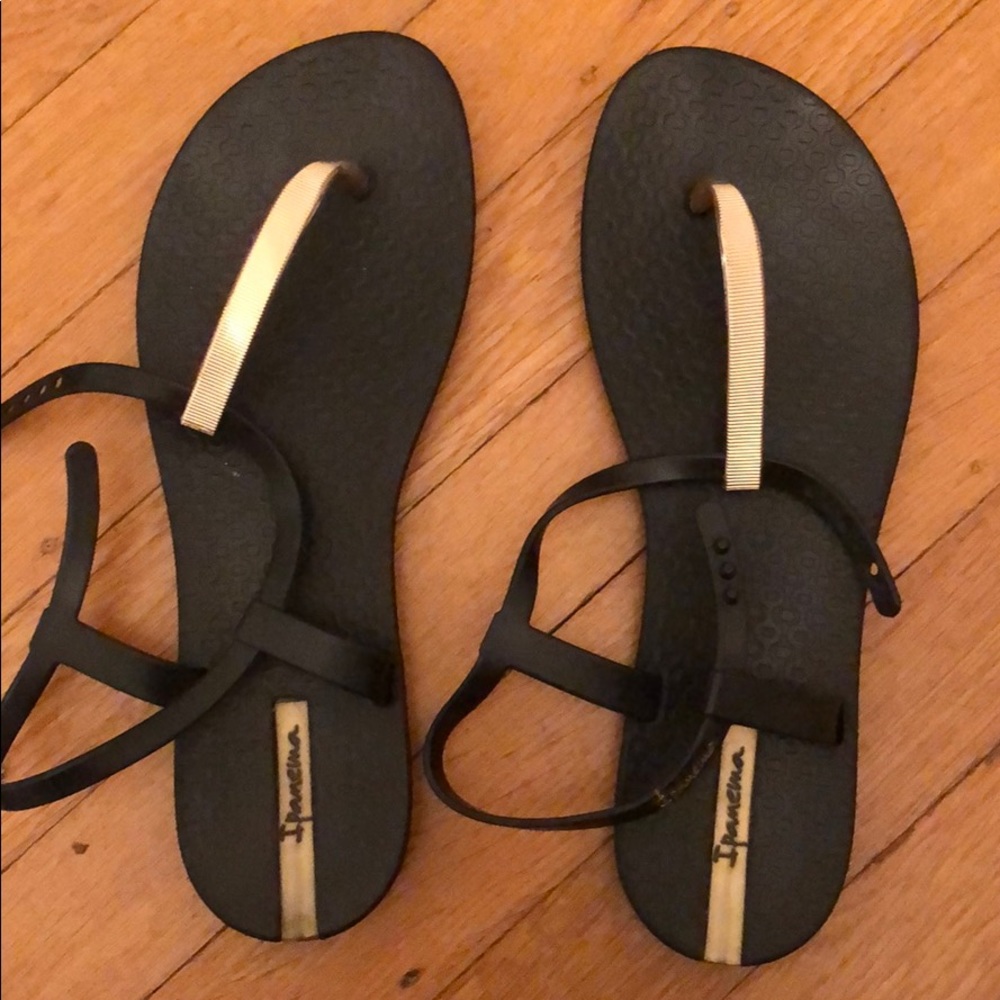 Ipanema sandals